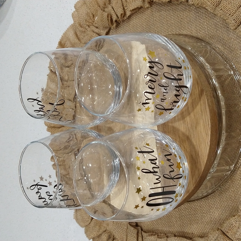 (4) Christmas clear glass Holiday Glasses